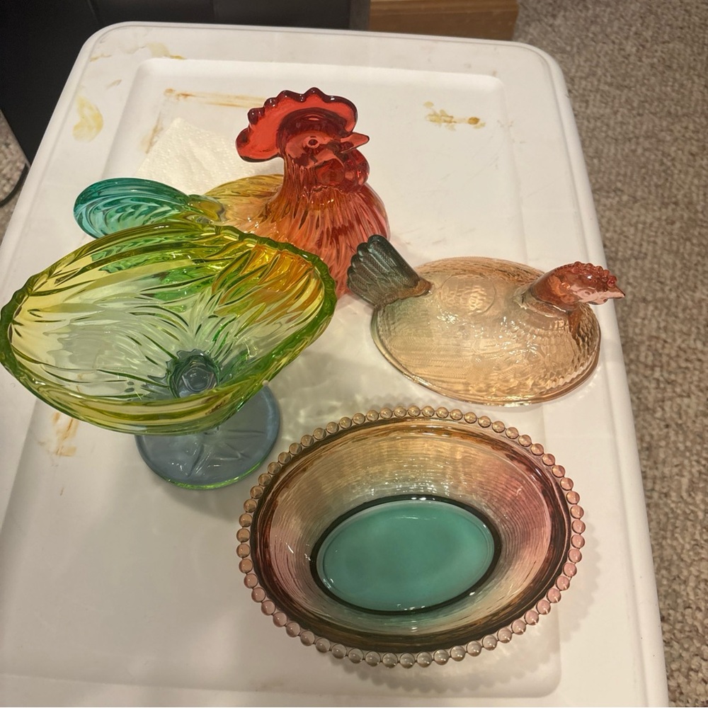 Glass Rooster 11 in Figurine & chicken 7 in on a beaded nest red / green storage - Picture 3 of 11